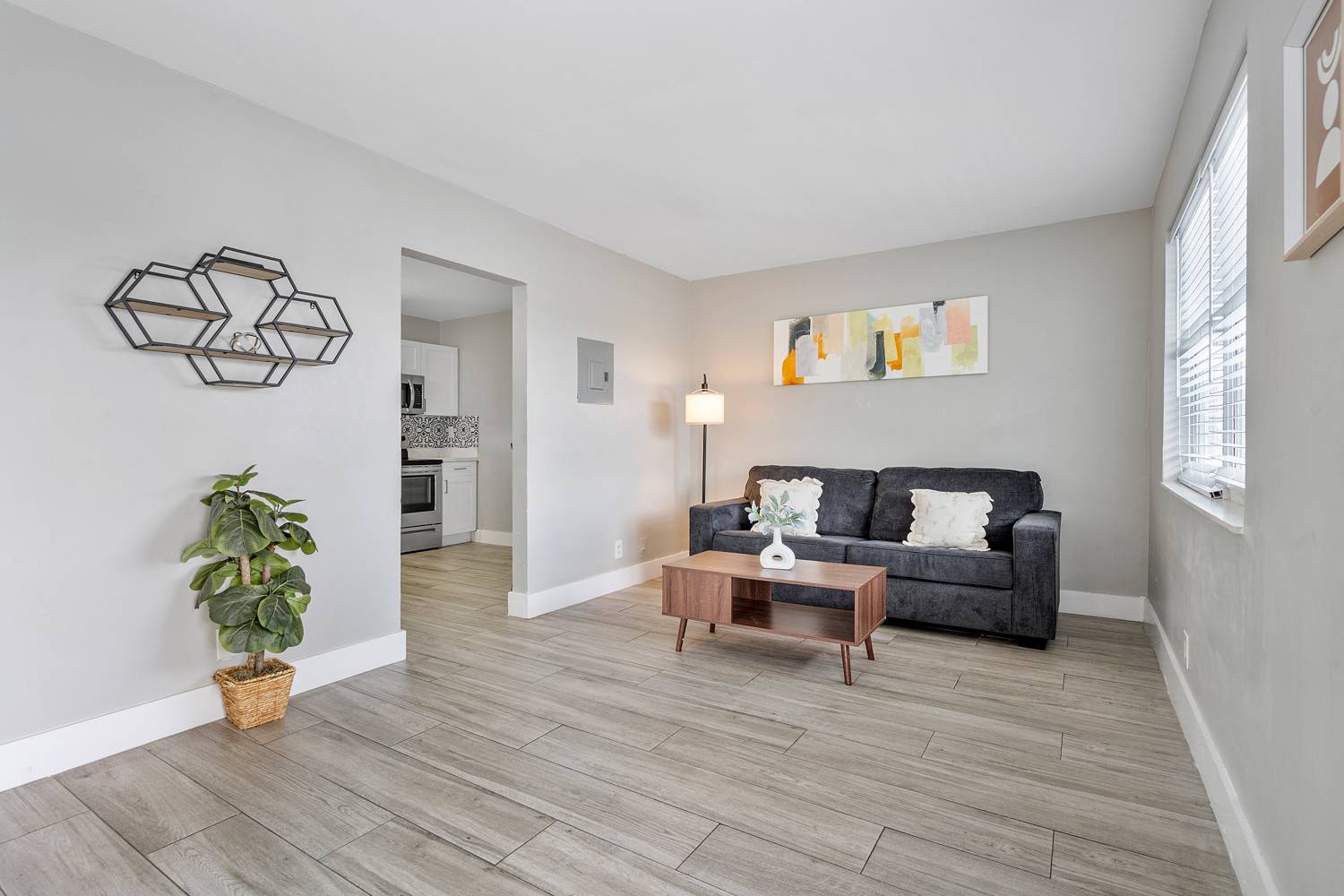 Rustic Manor Apartments, photo 15