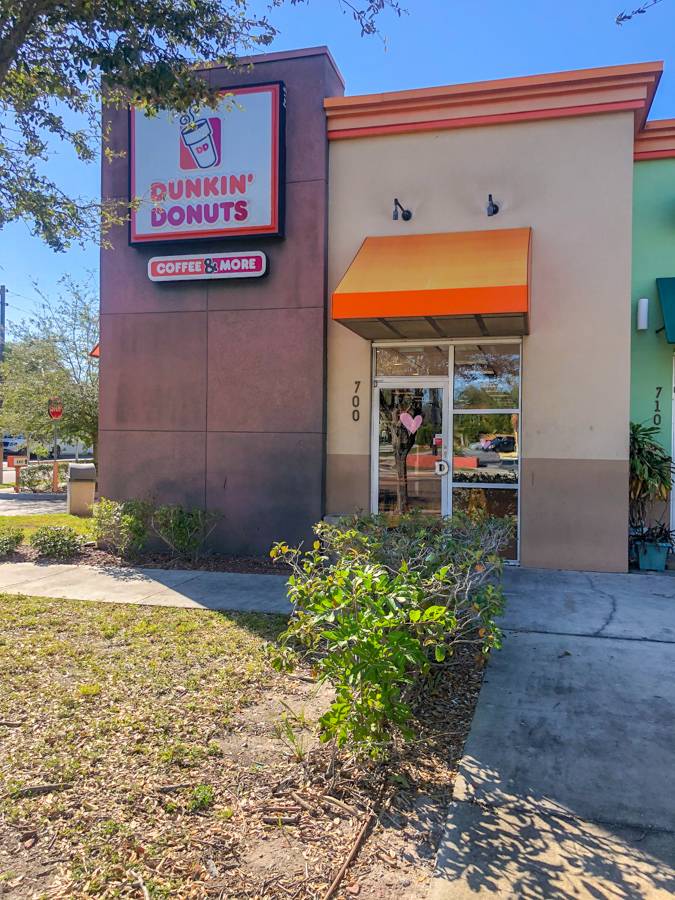 Dunkin' & Joyful Nails, photo 12