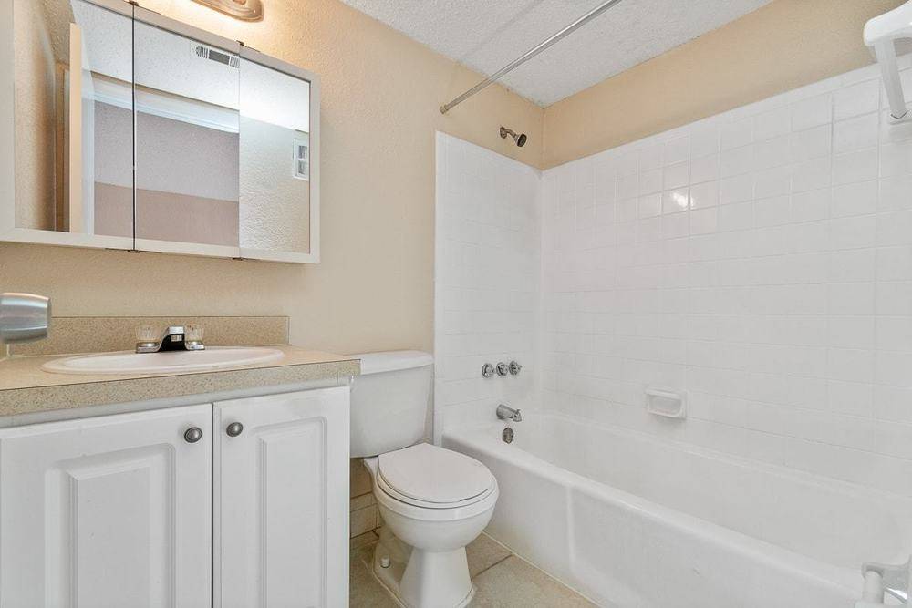 Northridge Apartments, photo 40