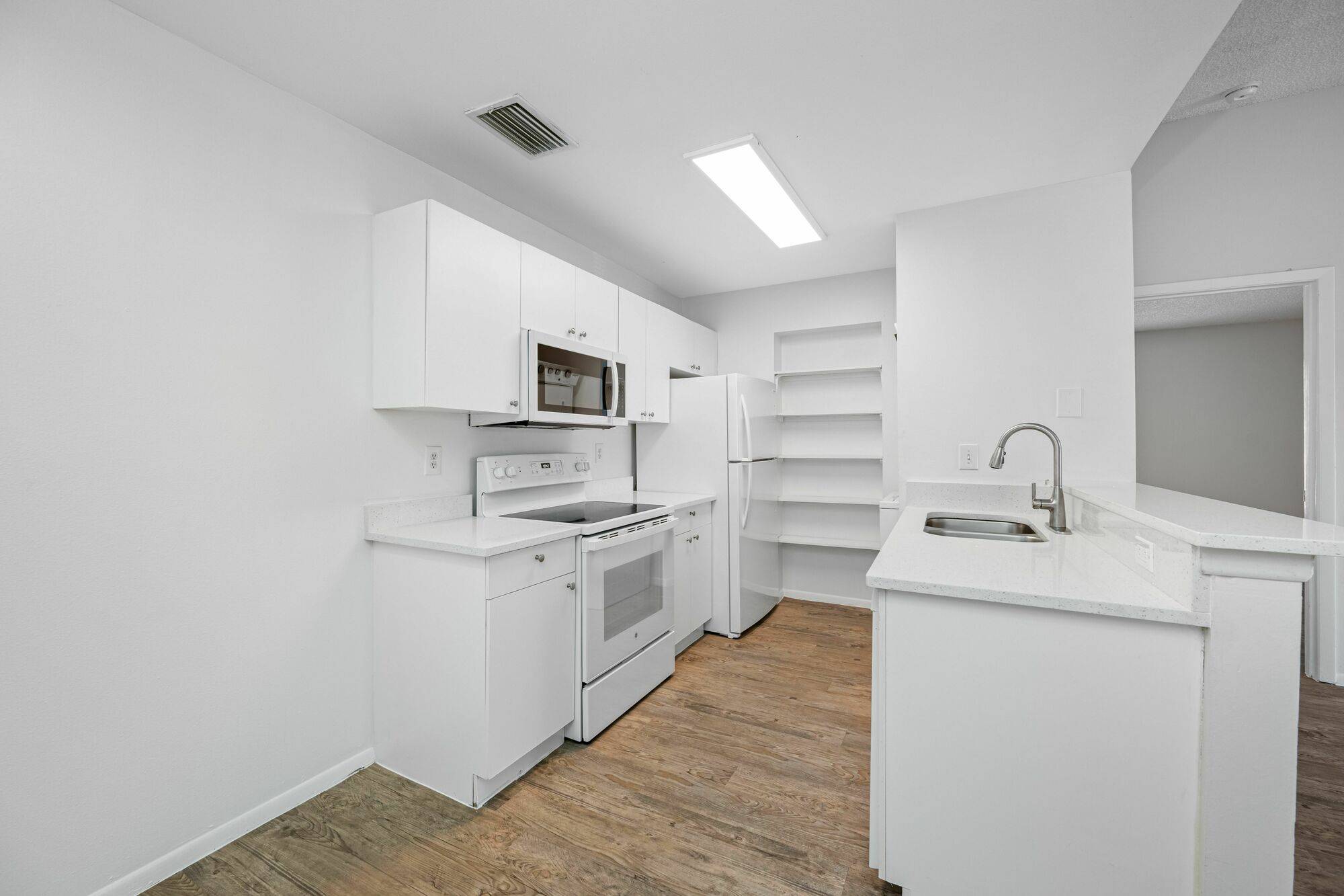 Glenbrooke Apartments, photo 9