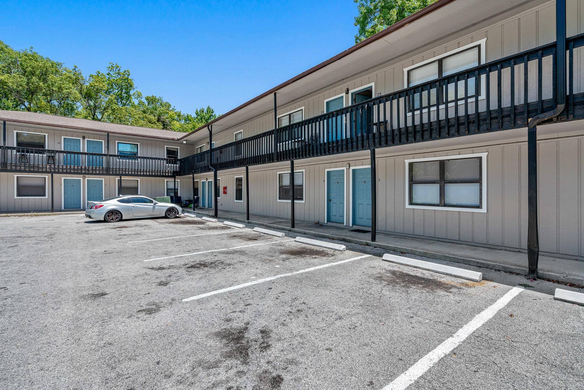 Whispering Winds Apartments, photo 6