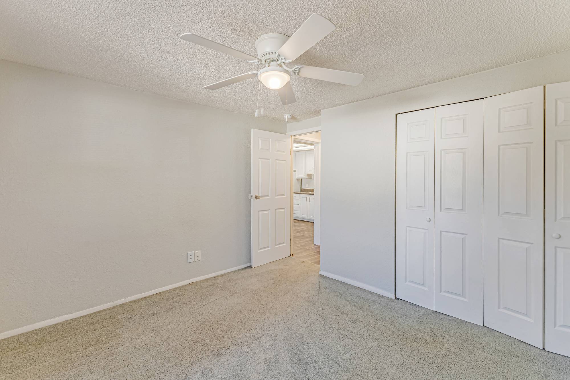 Oakwood Village, photo 13