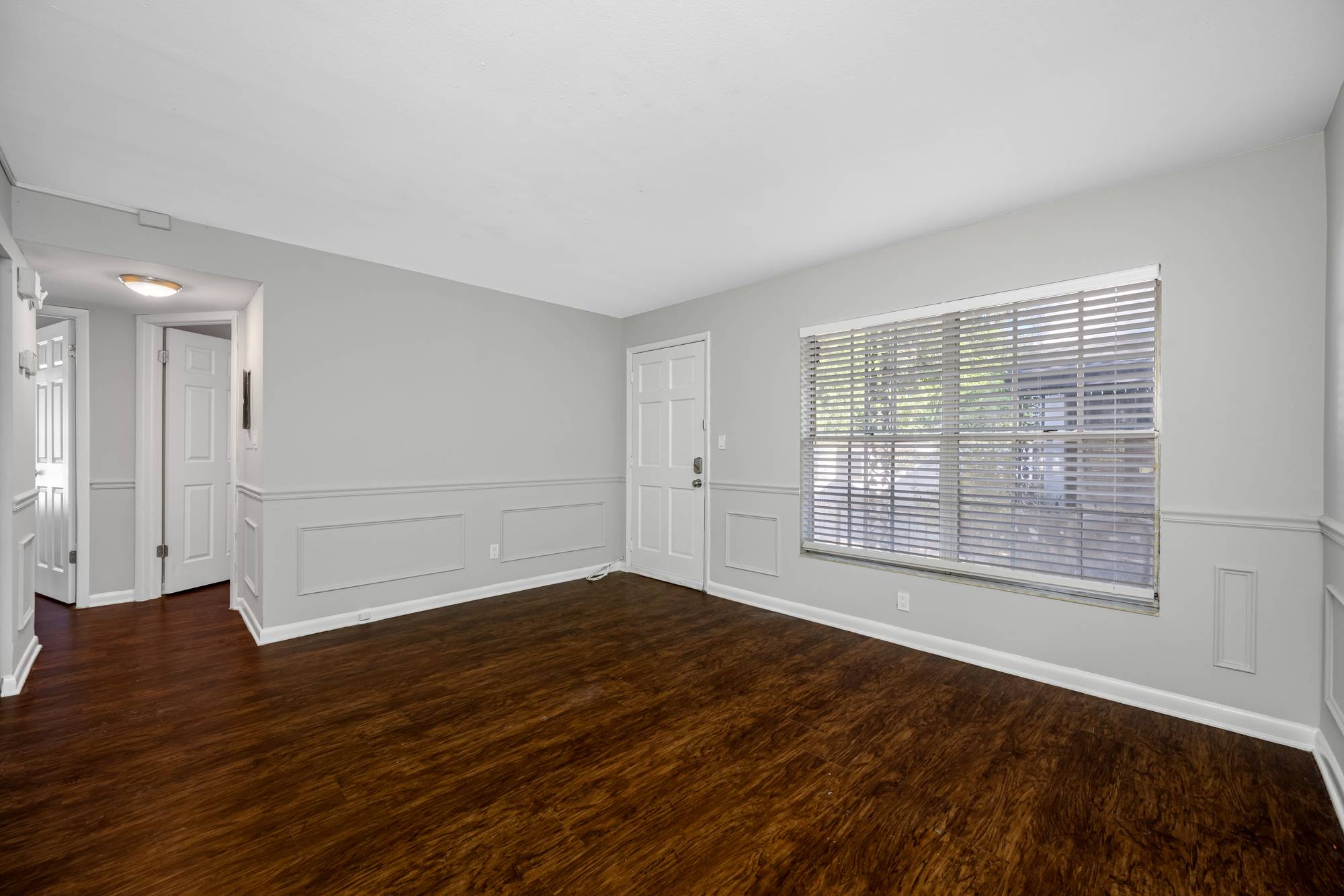 Branch Ave Flats, photo 10