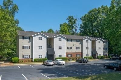 Creekside Apartments