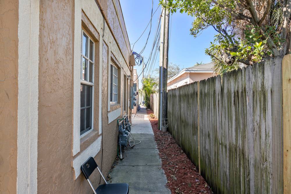 Latona Court Apartments, photo 24
