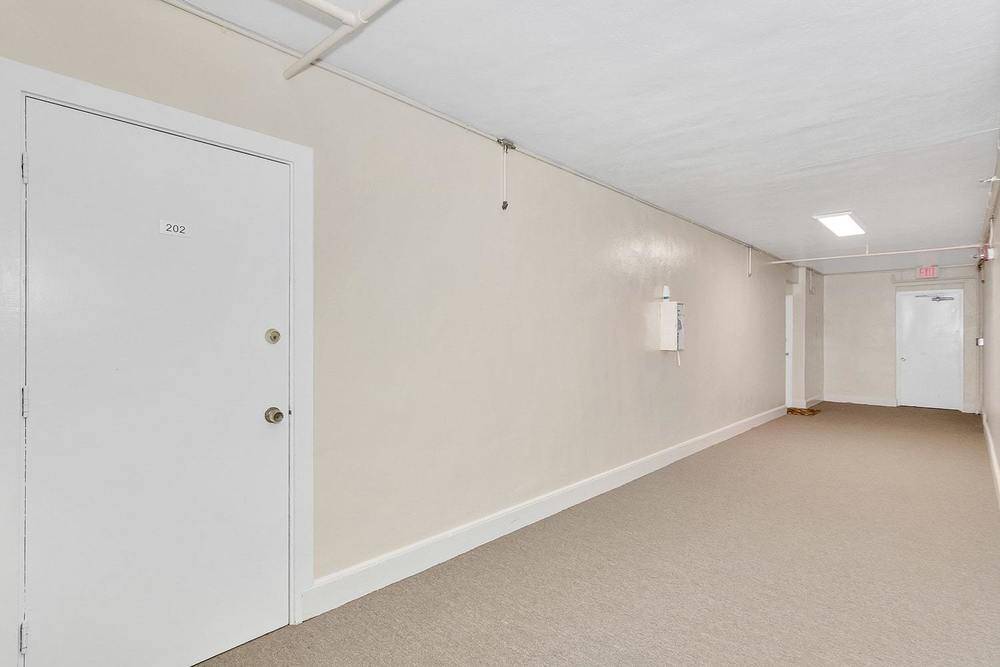 Grove Street Apartments, photo 25