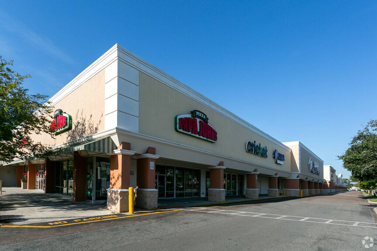 Anchor Plaza - 103rd, photo 2