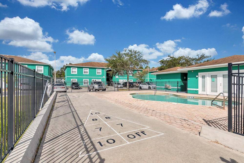 Evergreen Manor Apartments, photo 6