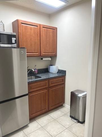 3121 Venture Place, photo 10