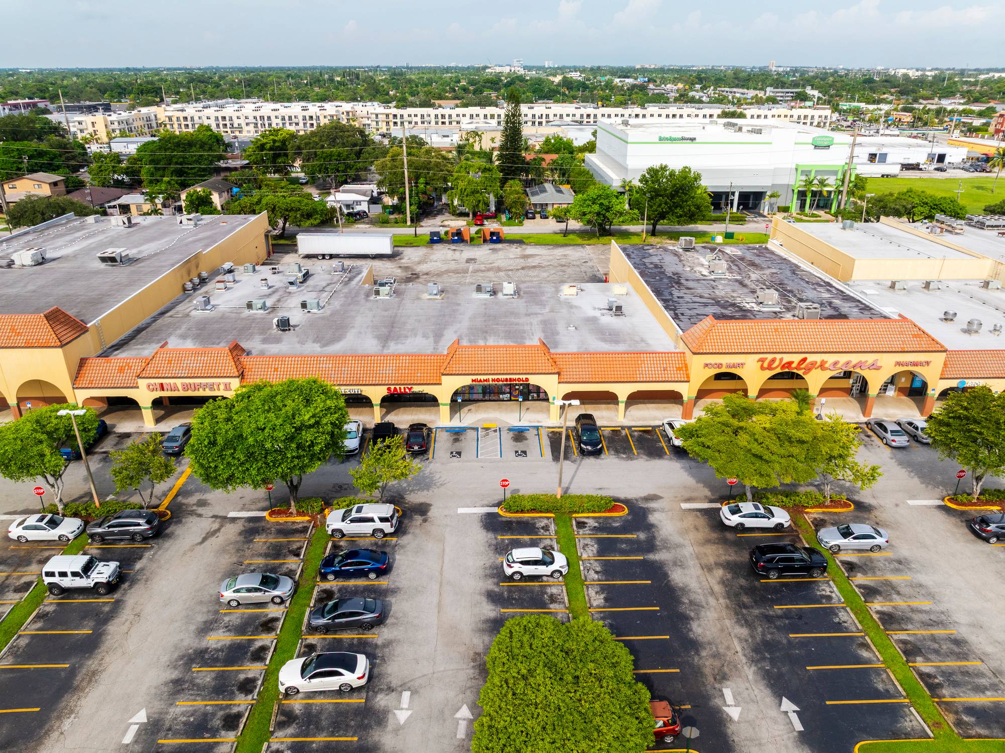 Trail Plaza 