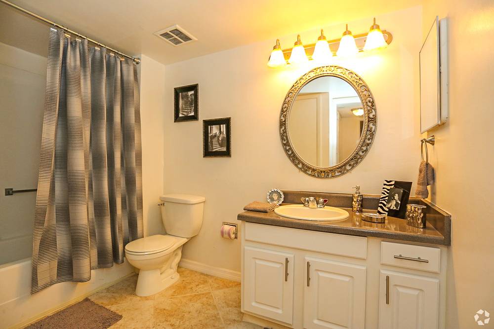 Cornerstone Pointe, photo 3