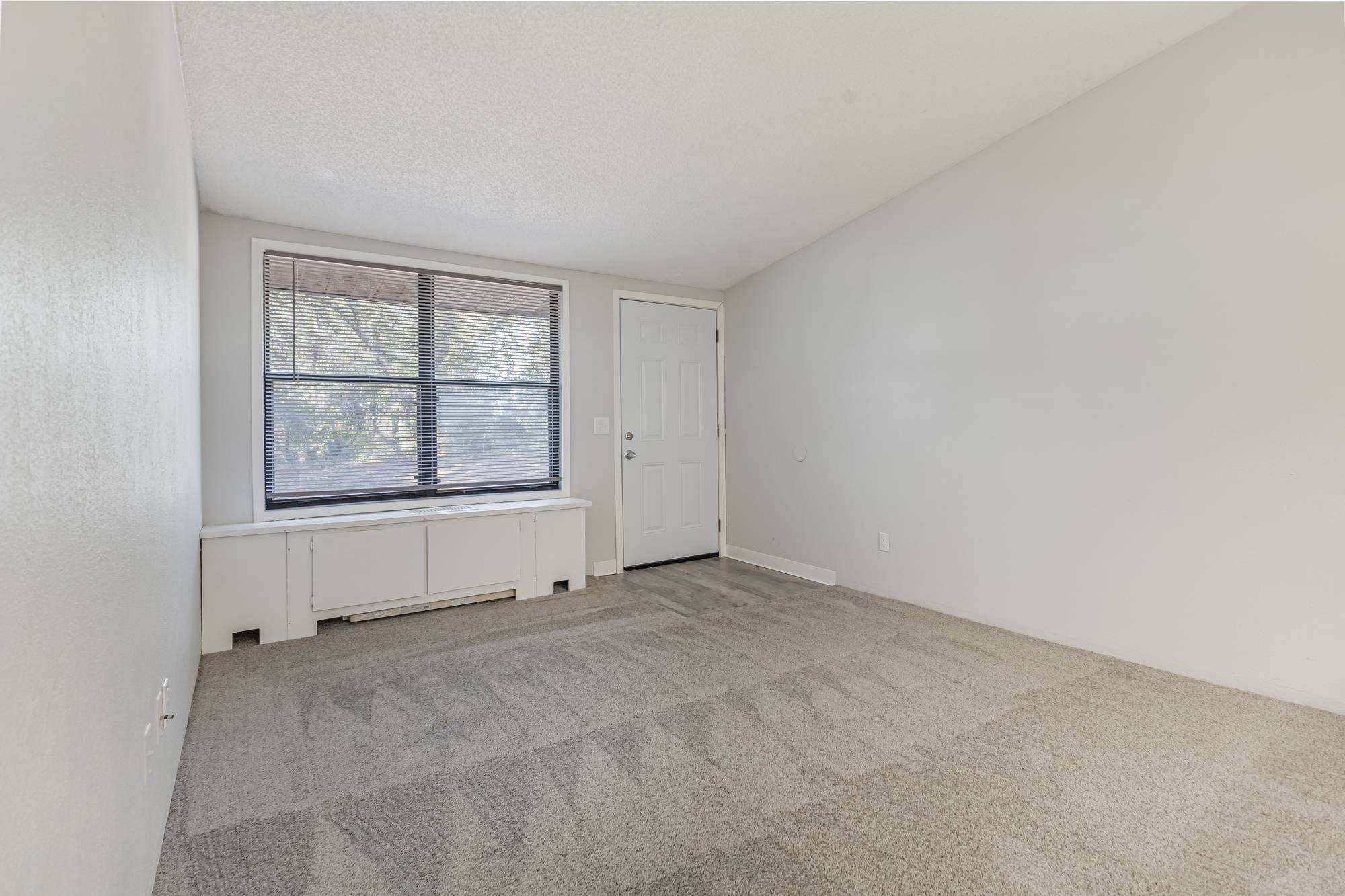 Oakwood Village, photo 10
