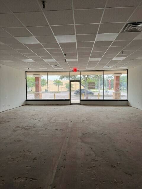 Anchor Plaza - 103rd, photo 7