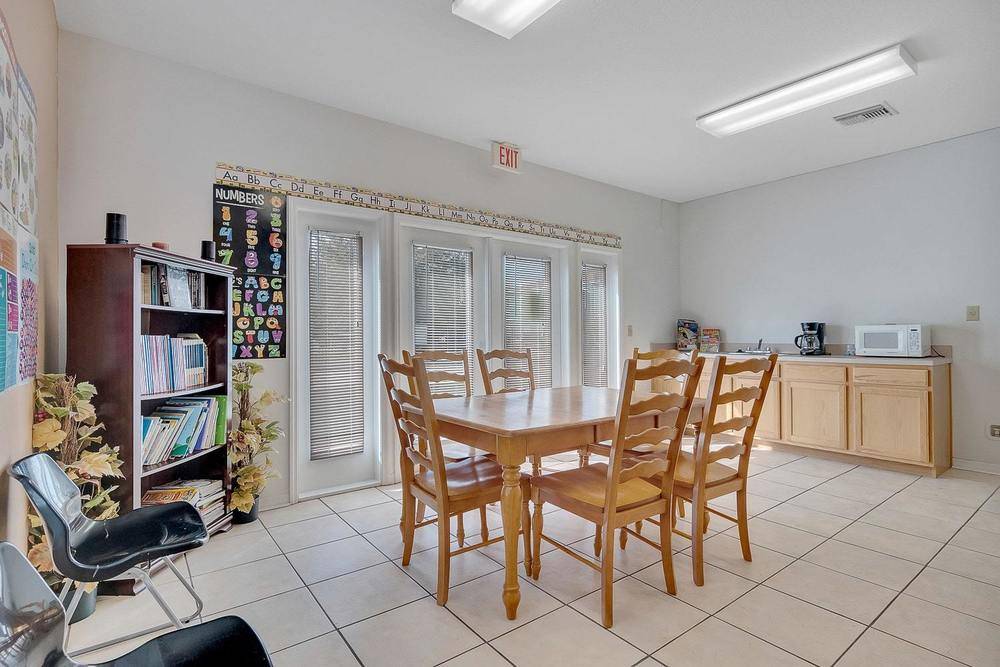 Evergreen Manor Apartments, photo 21