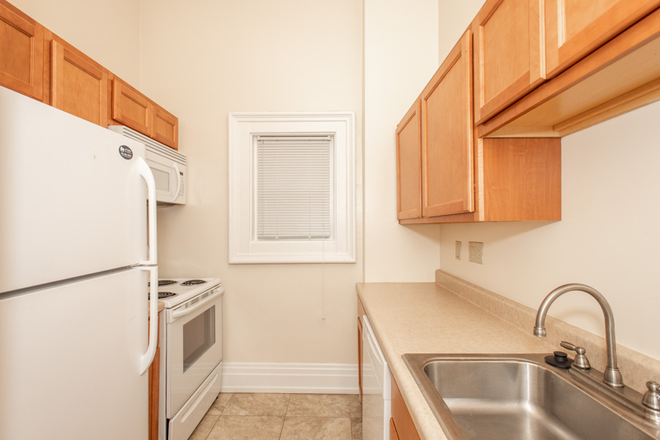 101 East Corry, photo 22