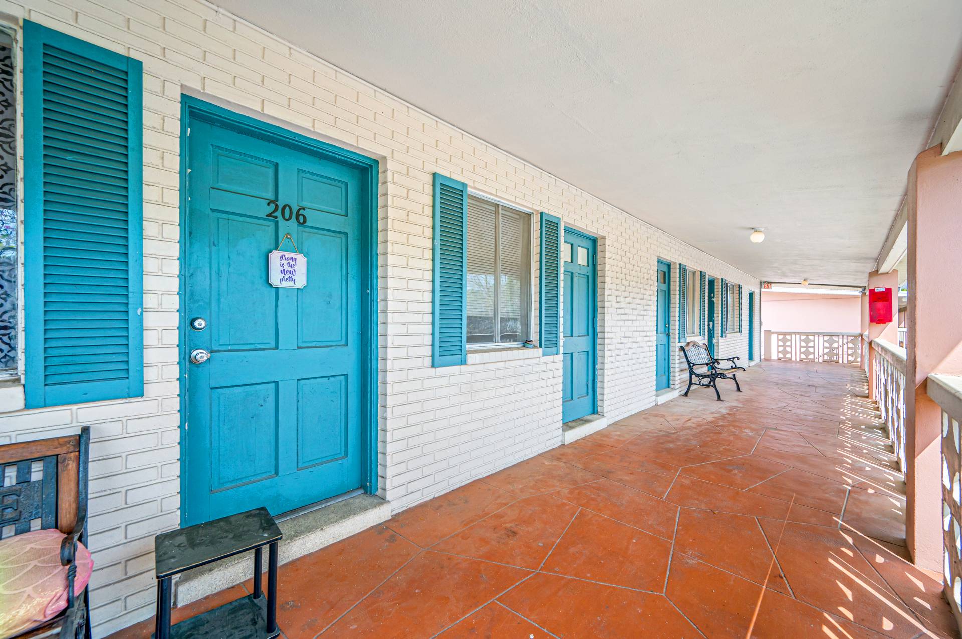 Camelot Apartments, photo 8