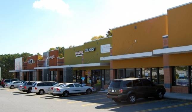Toys R Us Plaza