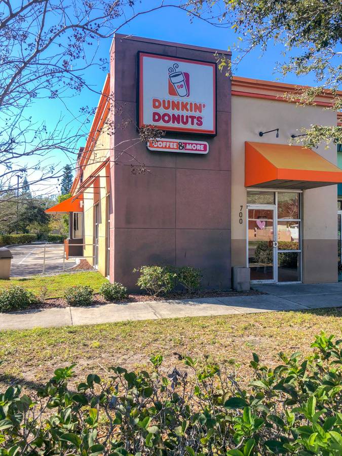 Dunkin' & Joyful Nails, photo 11