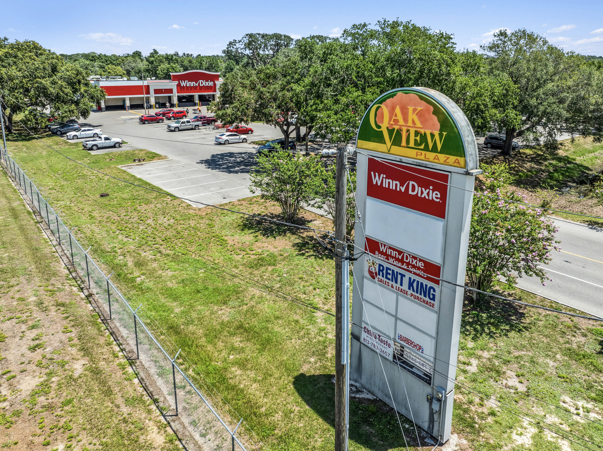 Oakview Plaza, photo 3