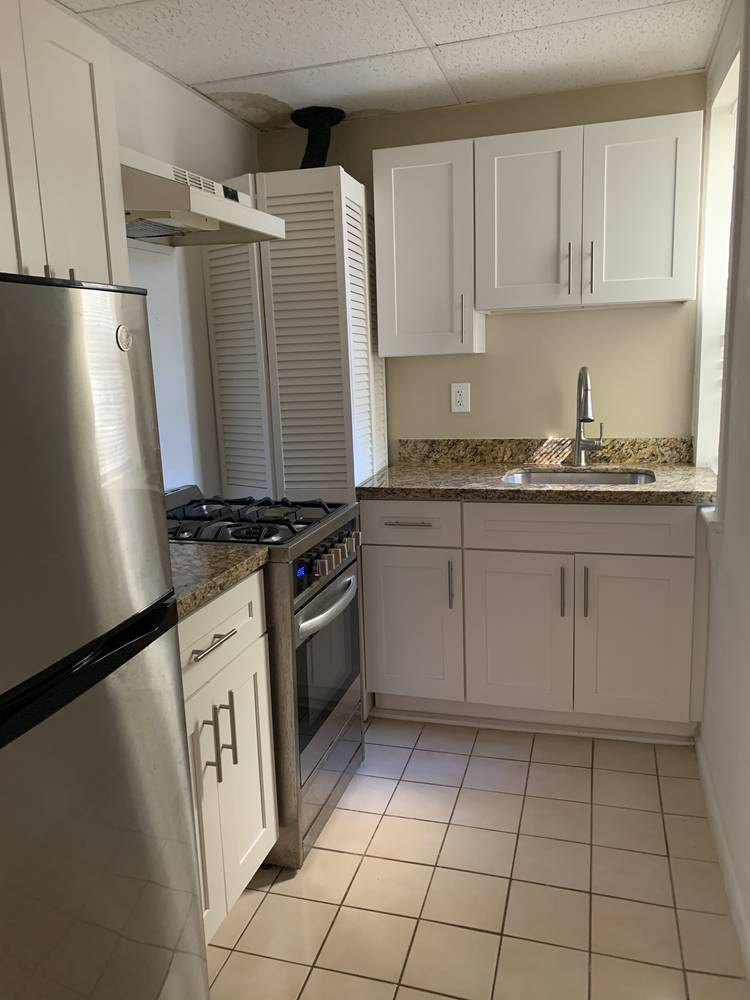 North Hyde Park Apartments, photo 6