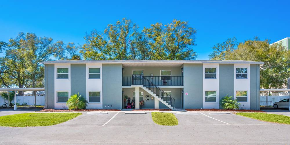 Oak Park Apartments