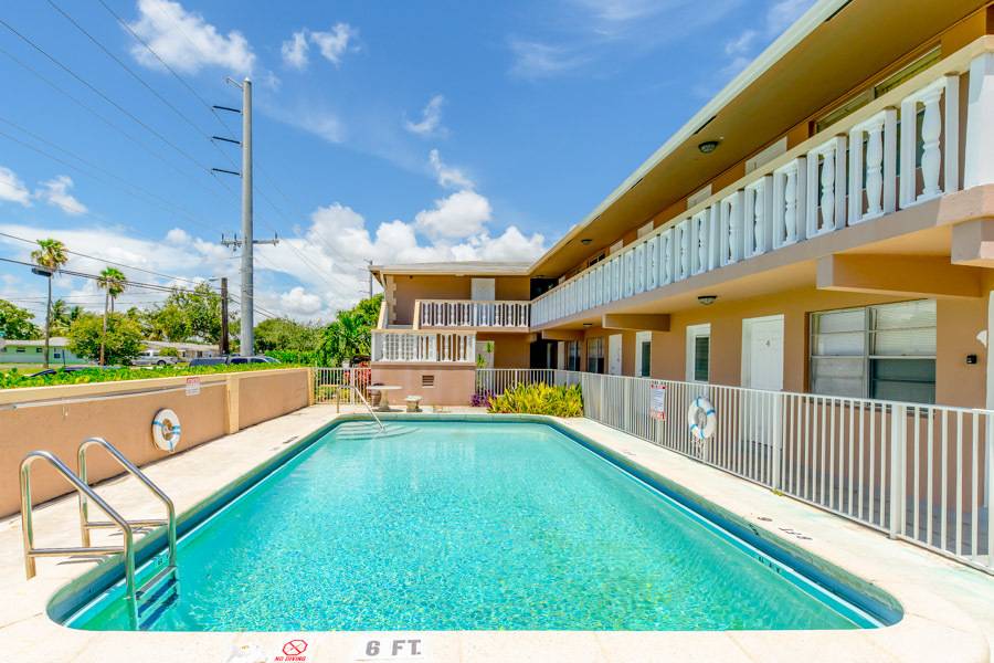 Pinecrest Pointe, photo 11