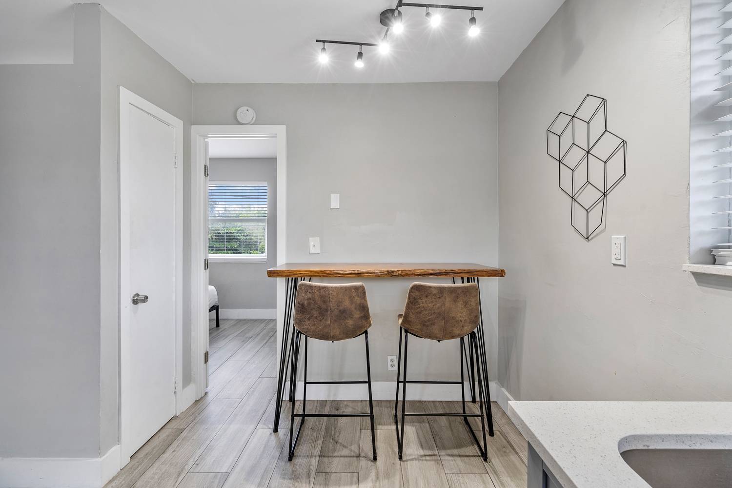 Rustic Manor Apartments, photo 42