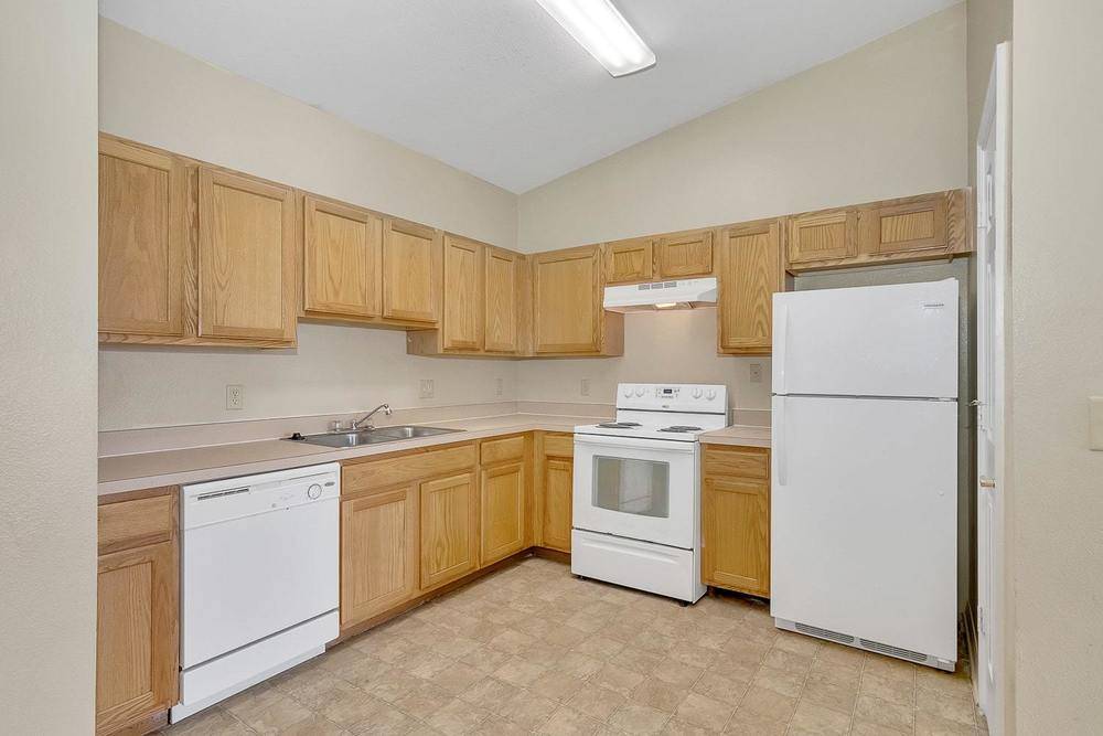 Evergreen Manor Apartments, photo 14