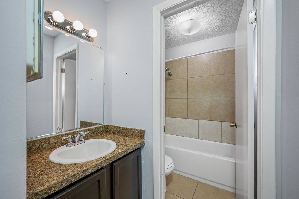 Pinewood Apartments, photo 20