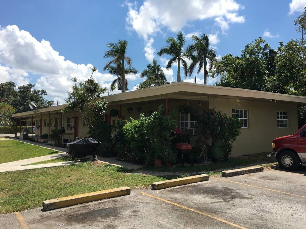Royal Palm Apartments, photo 18