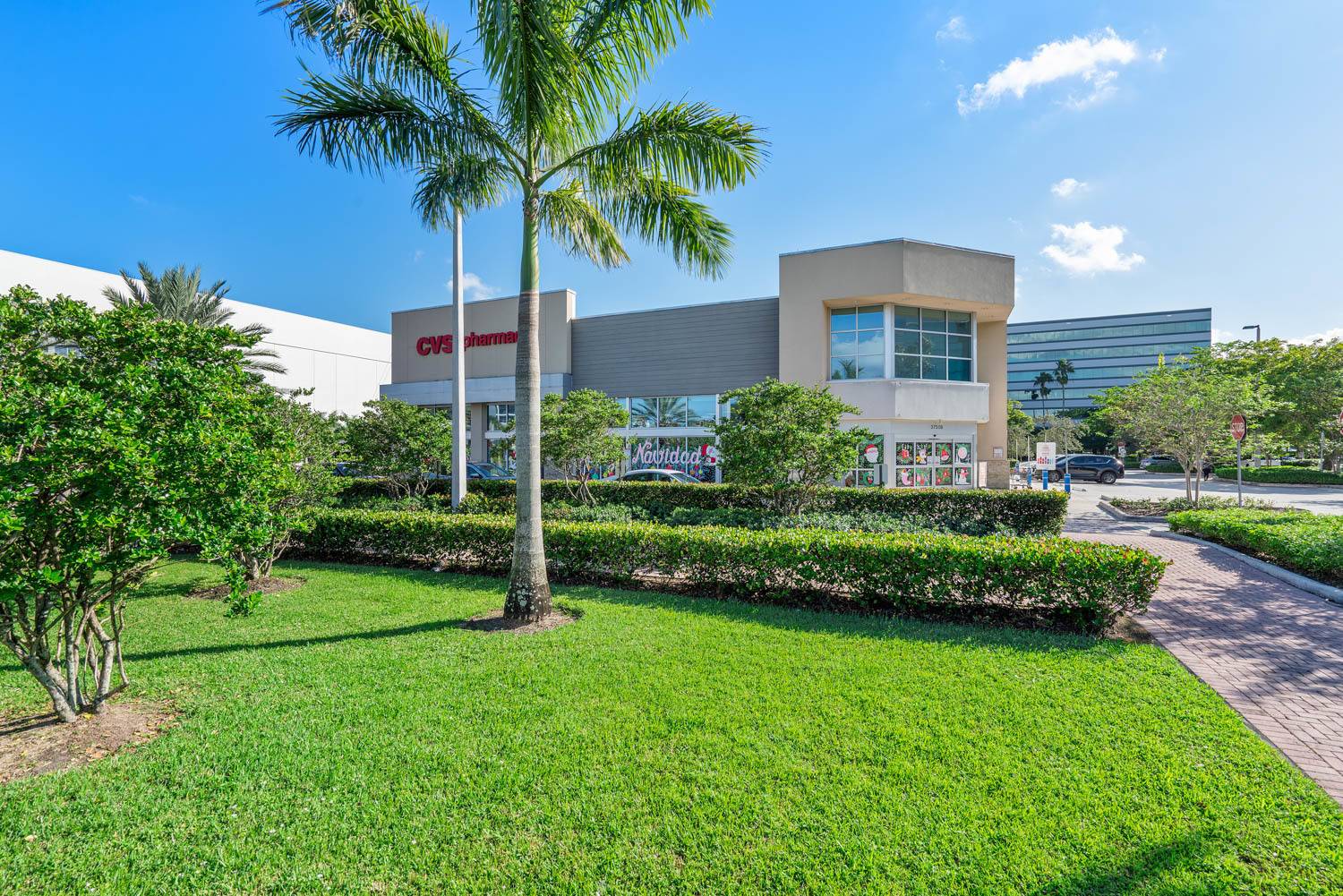 Absolute NNN Ground Lease CVS Pharmacy, photo 4