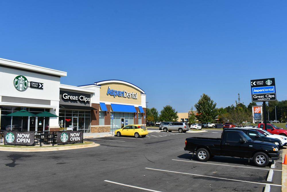 SOLD_Starbucks, Aspen Dental, Great Clips, photo 5