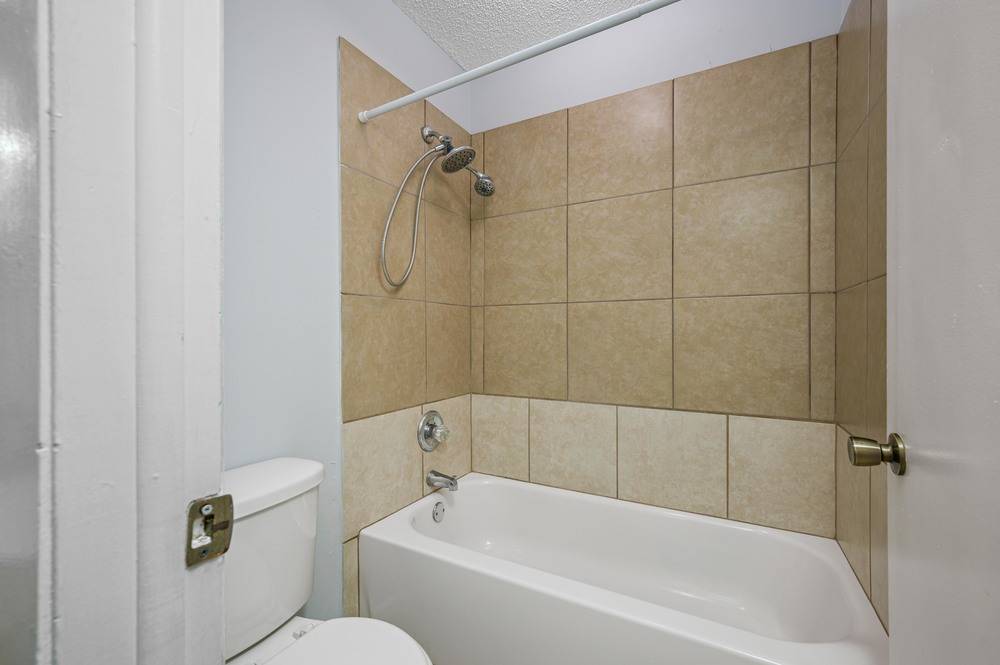 Pinewood Apartments, photo 21