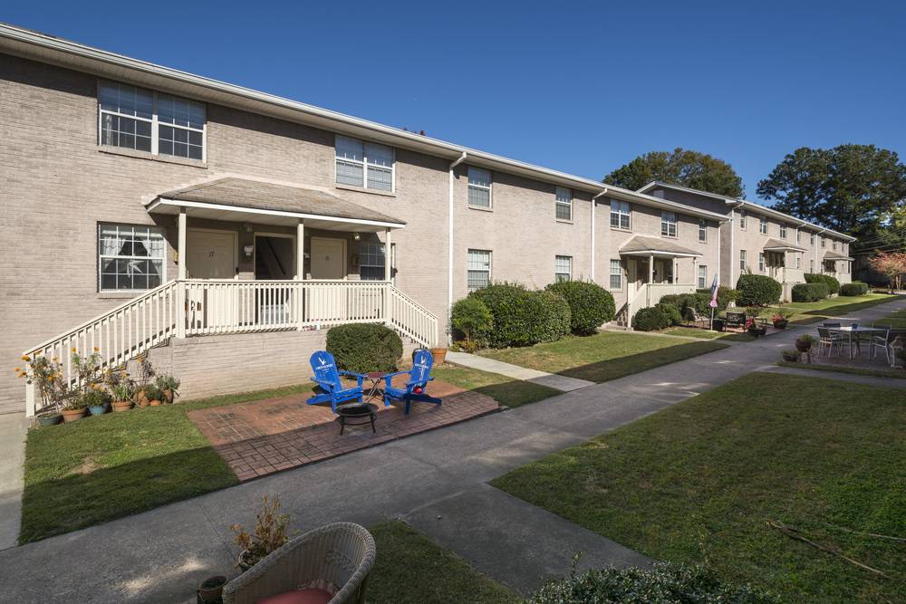 Peachtree Hills Court, photo 6