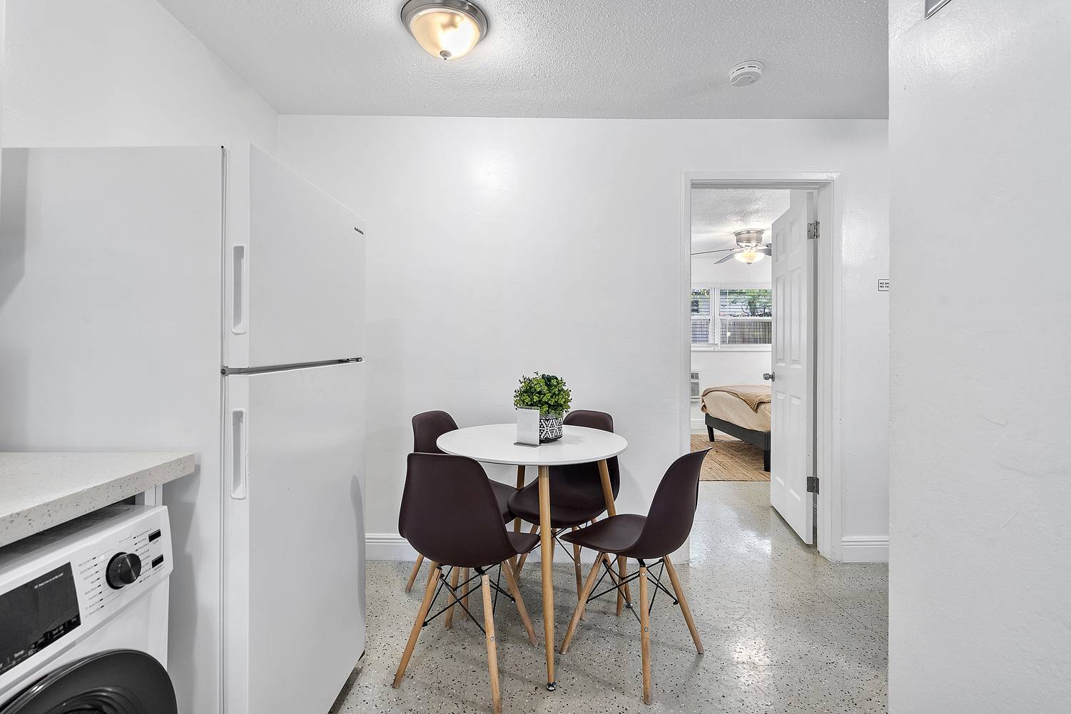 New Riverside Apartments, photo 9