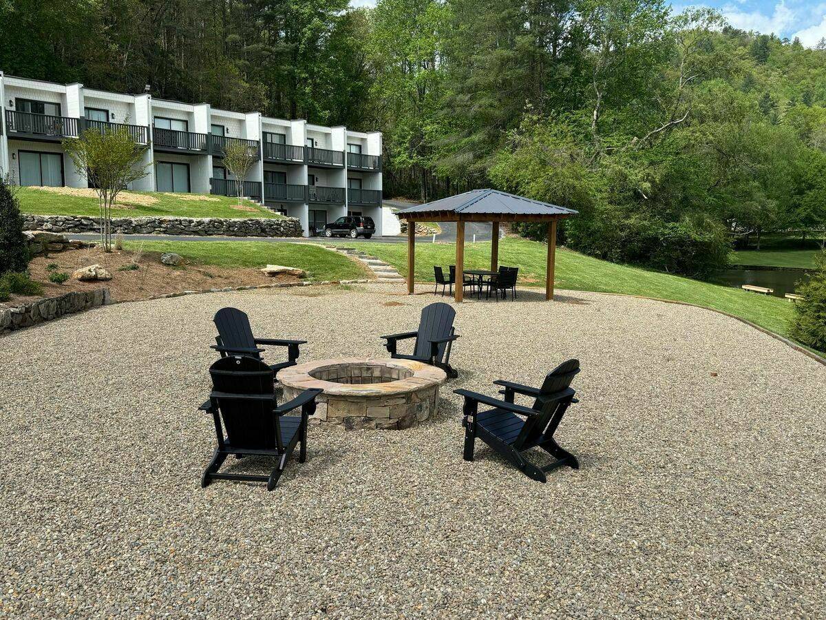 Dillard Sky Apartments, photo 6