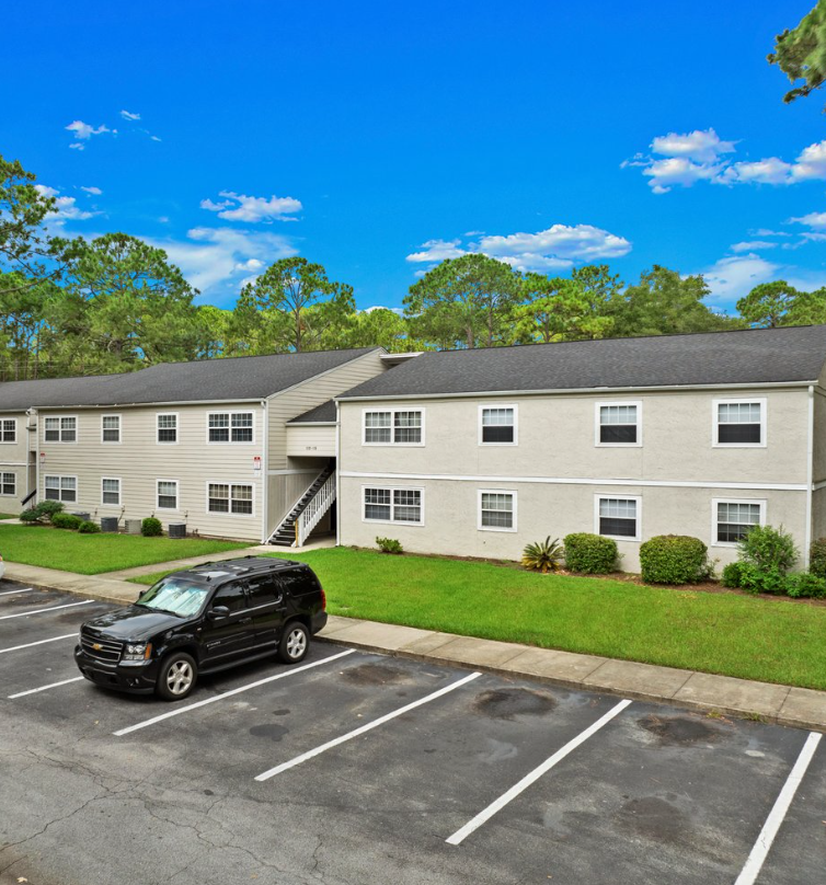 The Pines Apartments, photo 4
