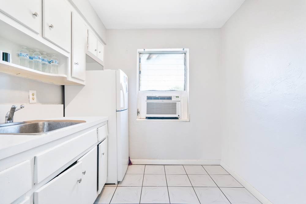 Thomas Apartments, photo 14