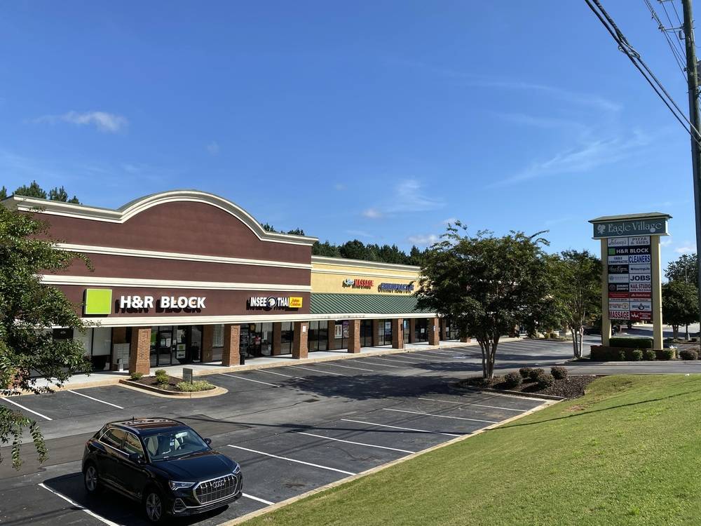 Eagle Village Shopping Center, photo 4