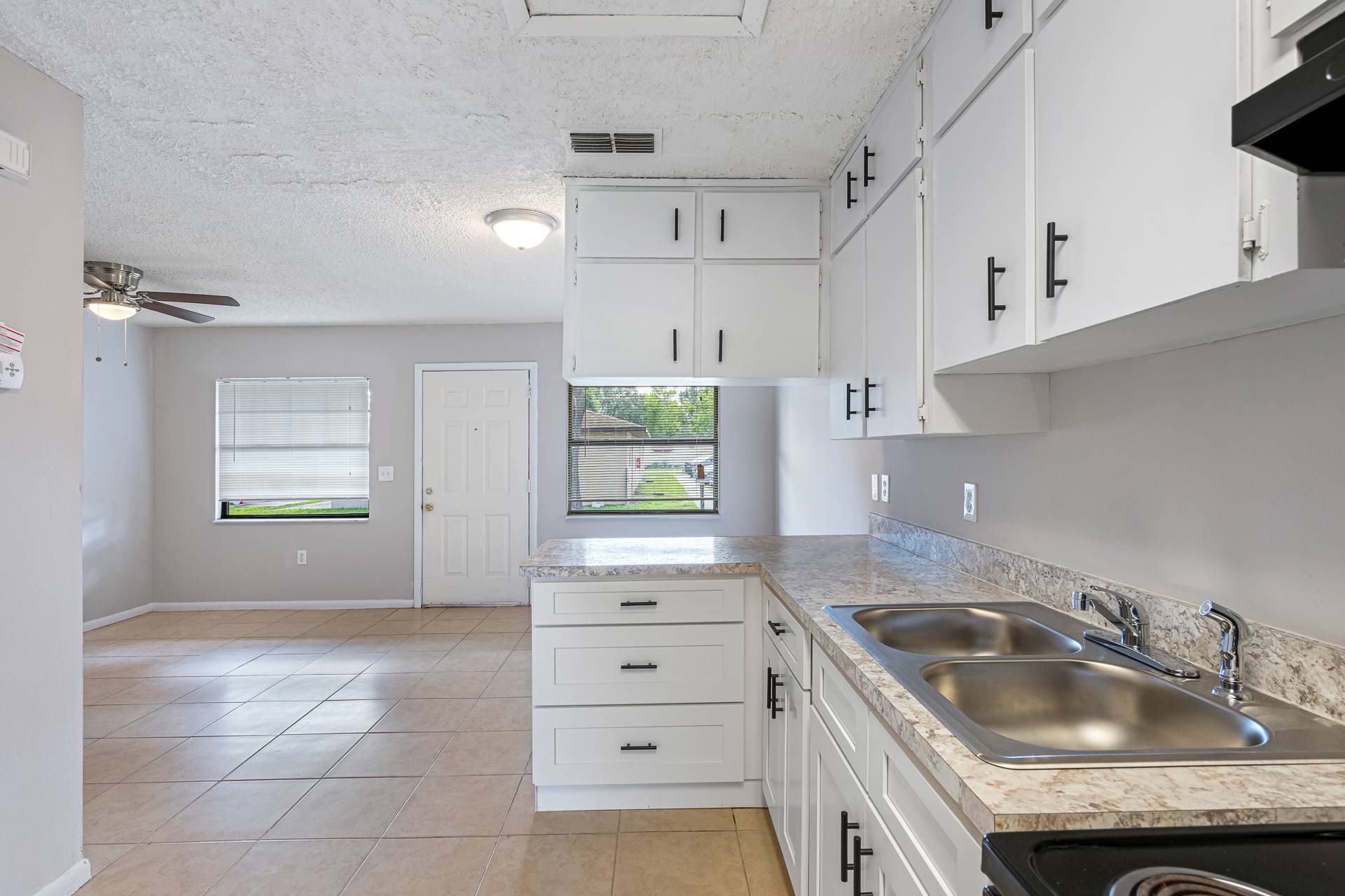 Fairview Oaks, photo 8