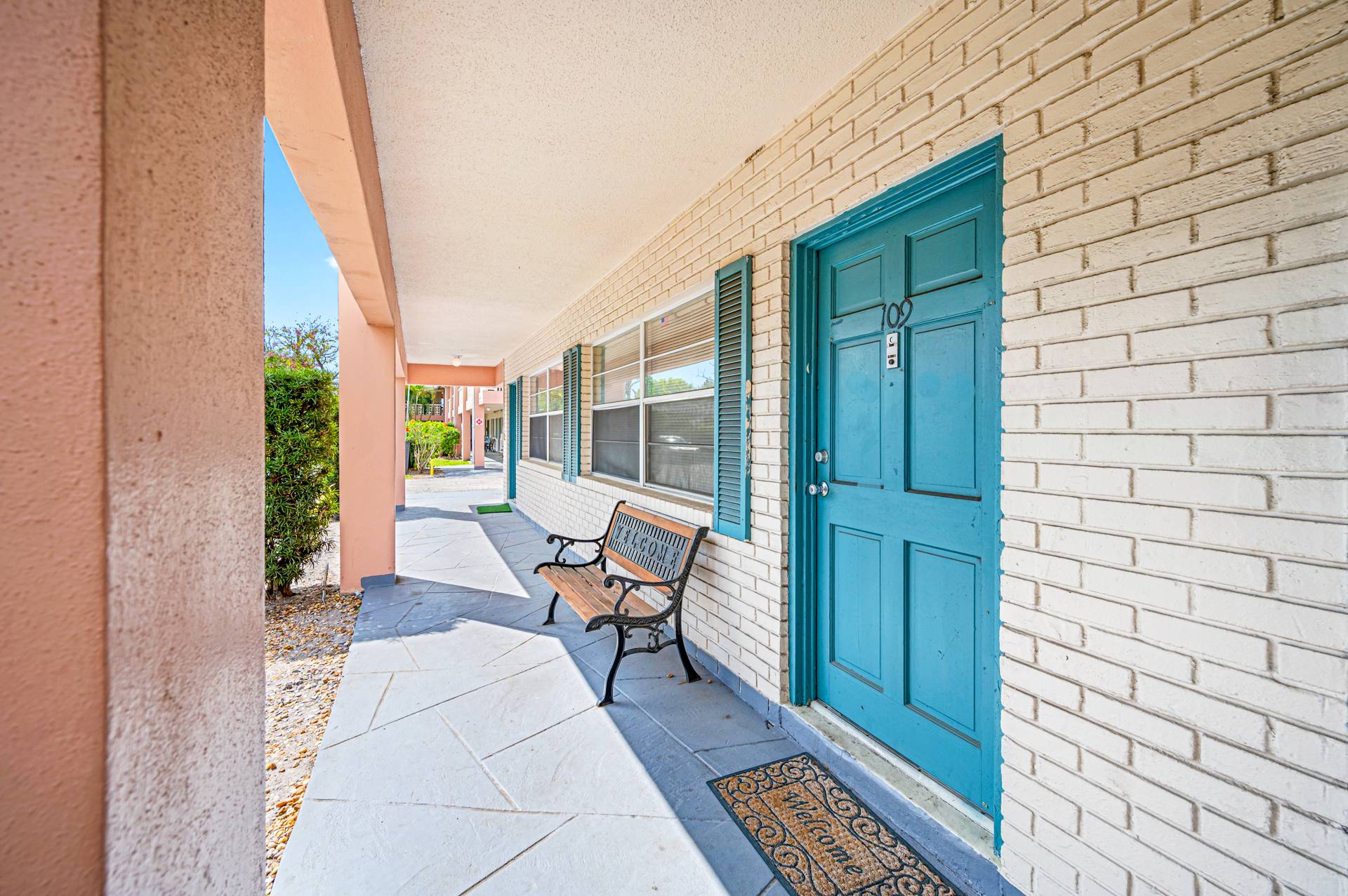 Camelot Apartments, photo 9