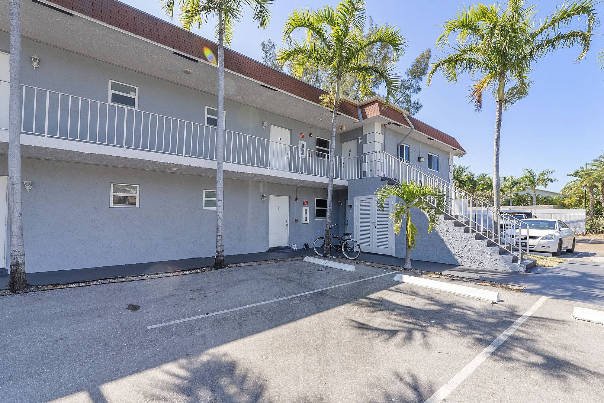 Deerfield Beach Manor, photo 4