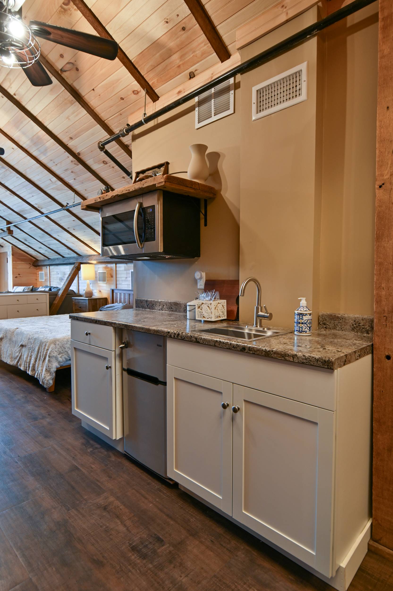 Move-in Ready Short Term Rental, photo 57