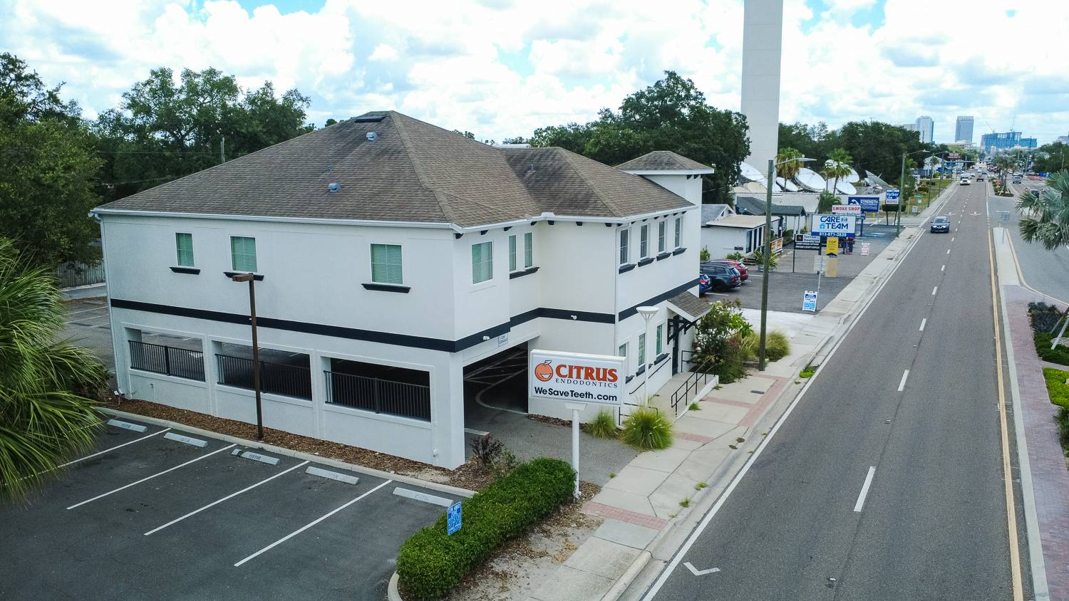 3321 W Kennedy Blvd, photo 2