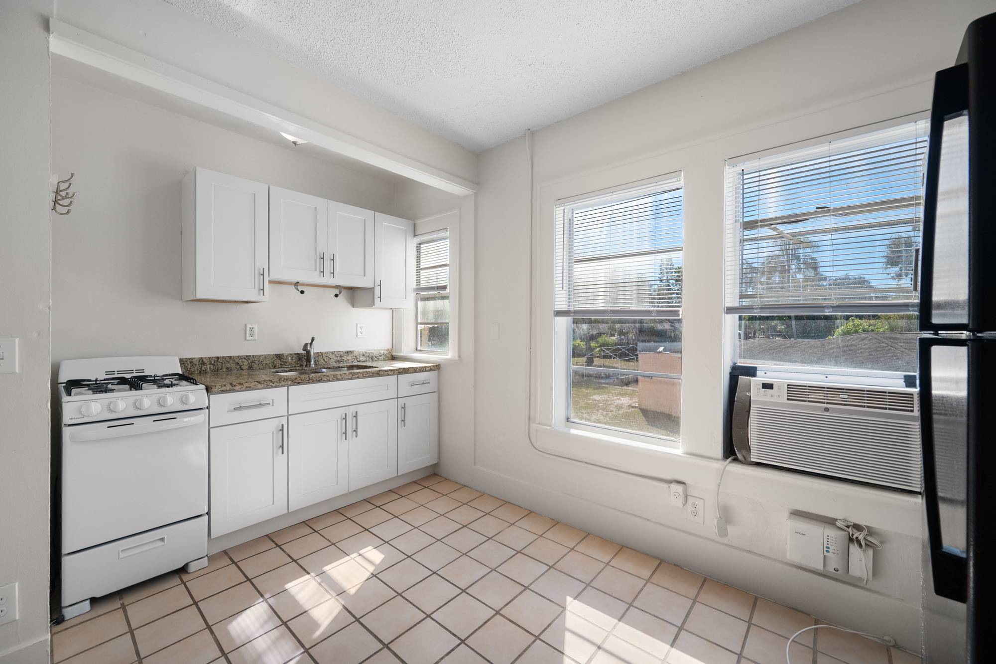 Apache Trail Apartments, photo 10