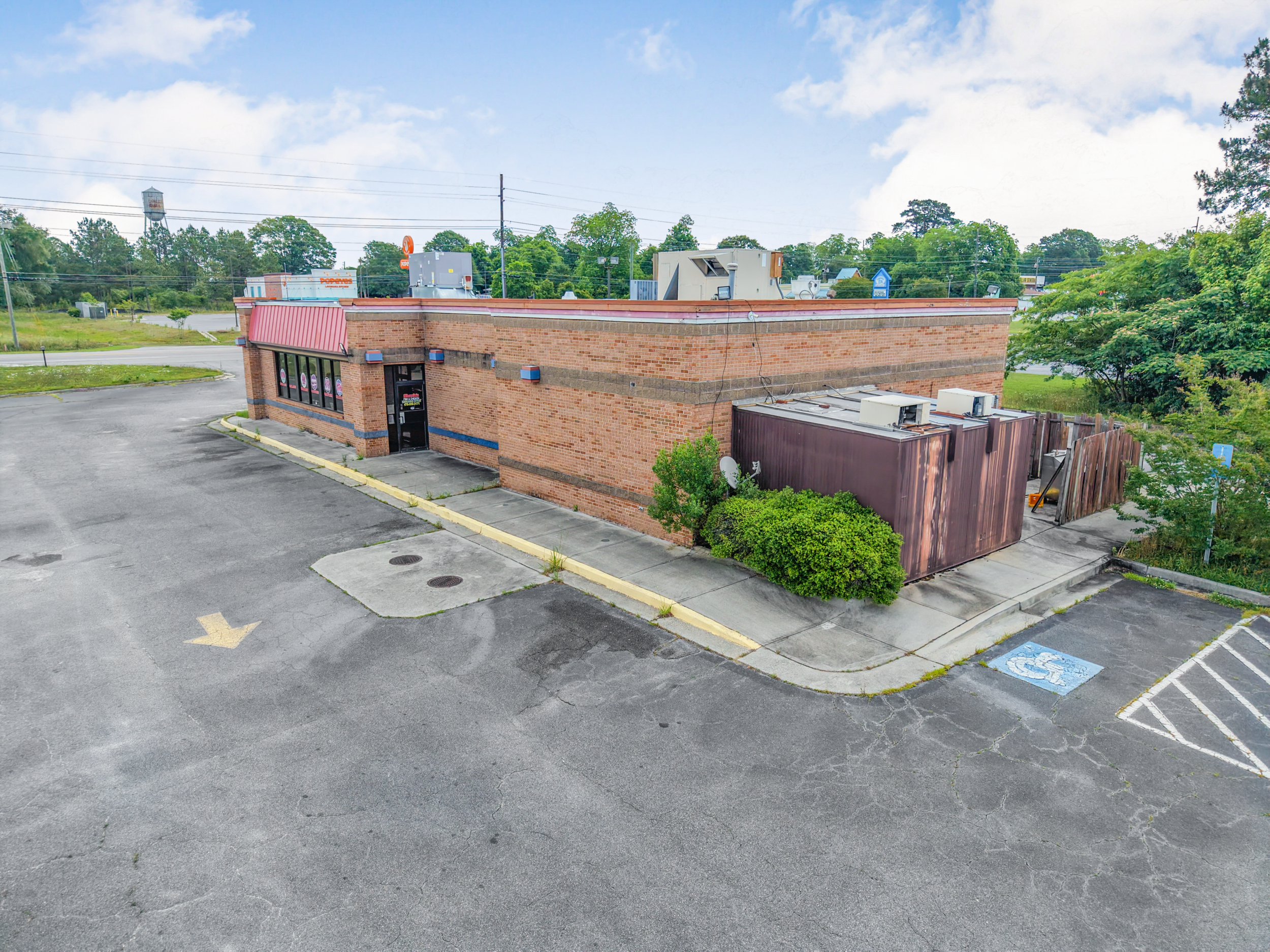 Vacant Wendy's, photo 2