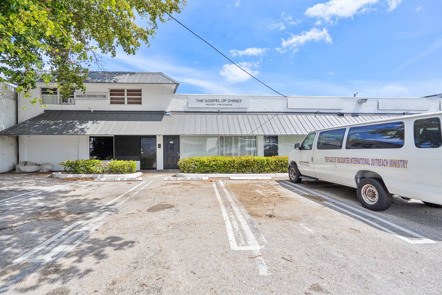 1350 Plaza, photo 3
