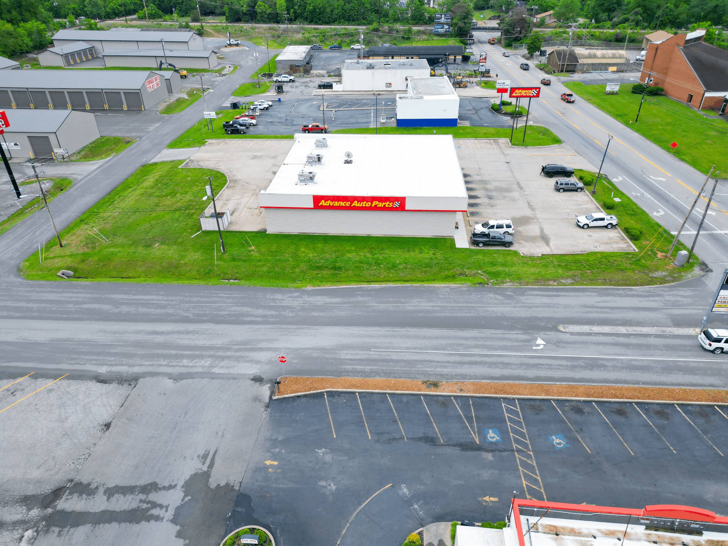Advanced Auto Parts, photo 19