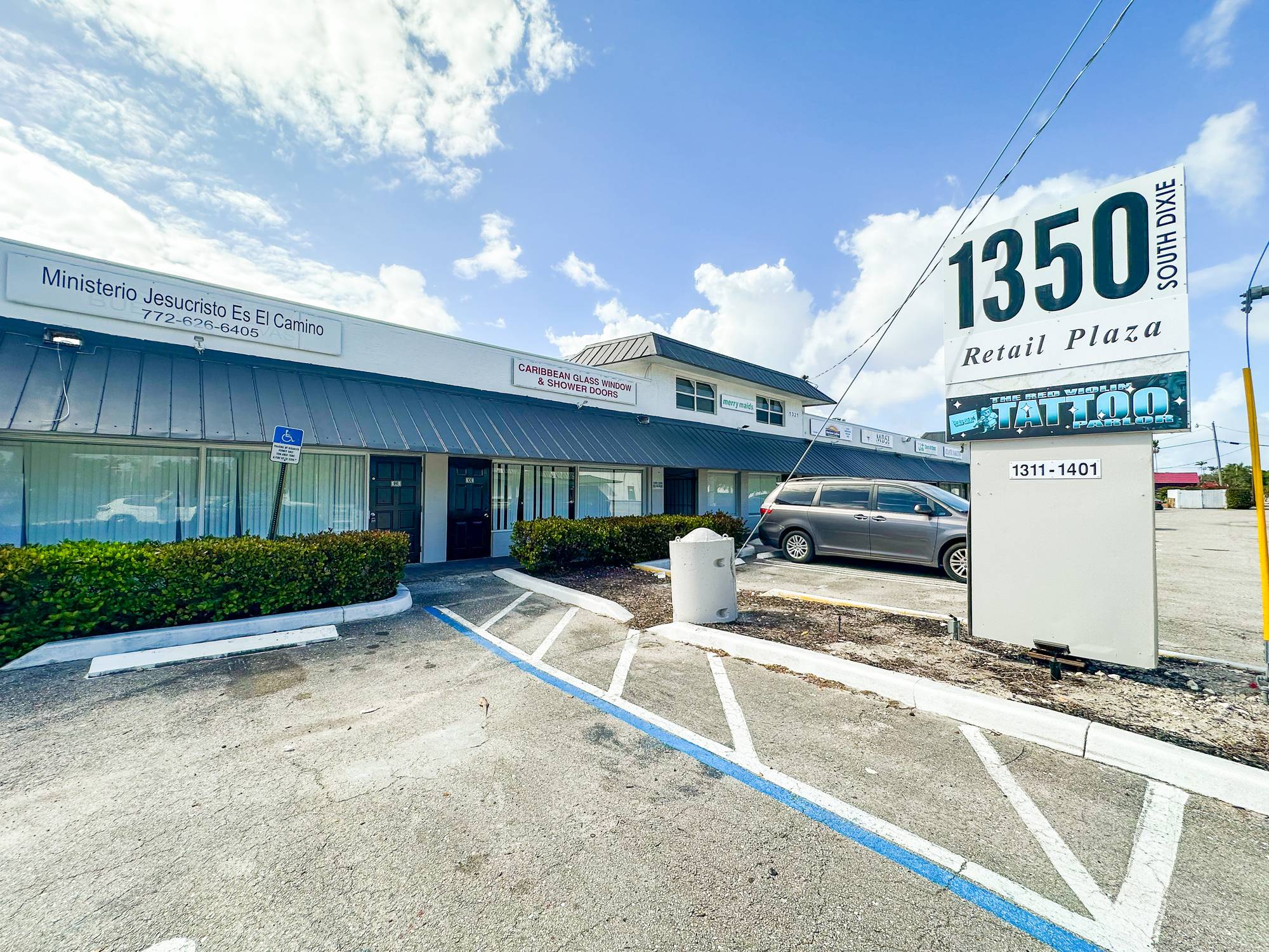1350 Plaza, photo 29