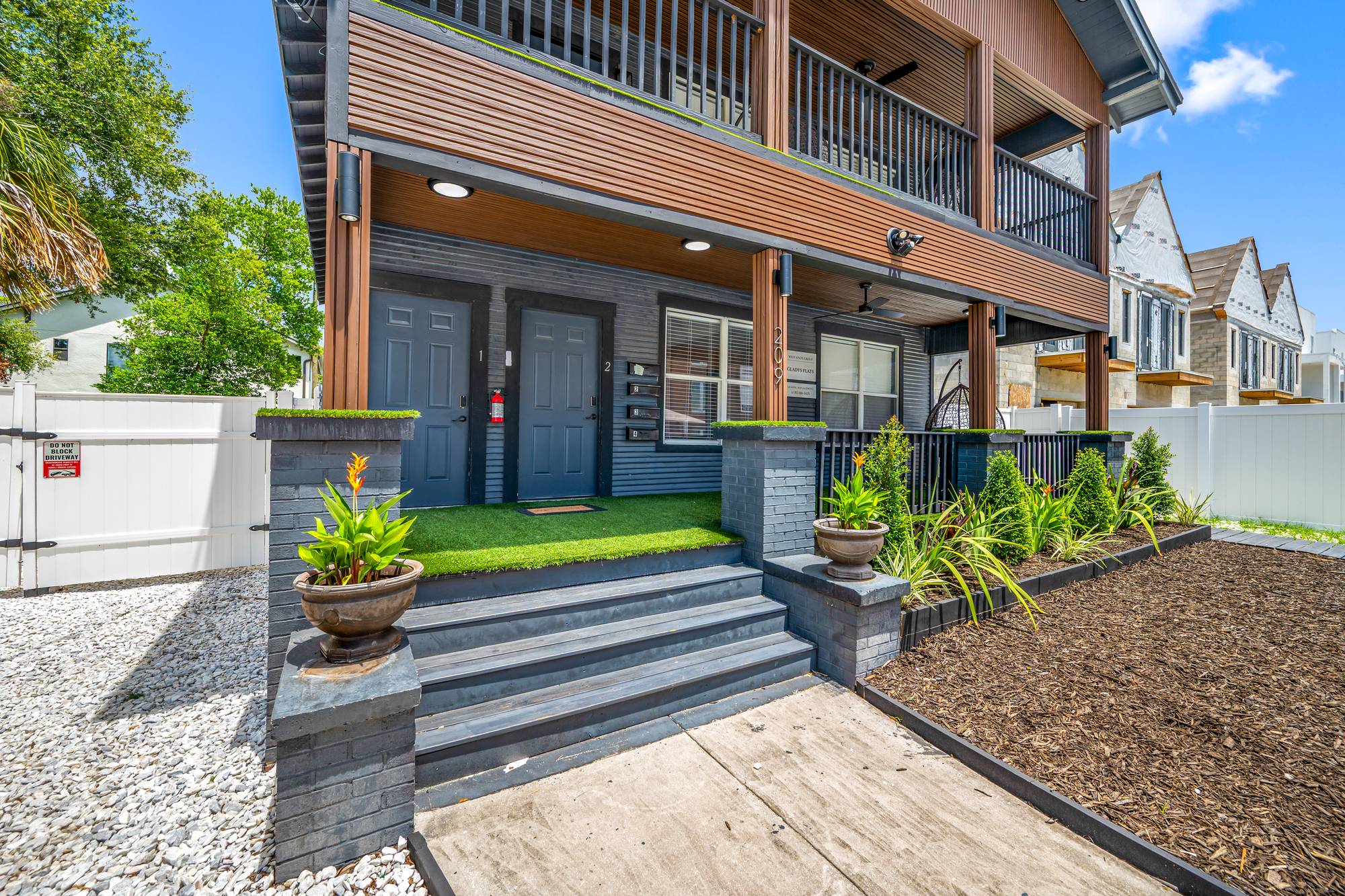 Gladys Apartments, photo 2